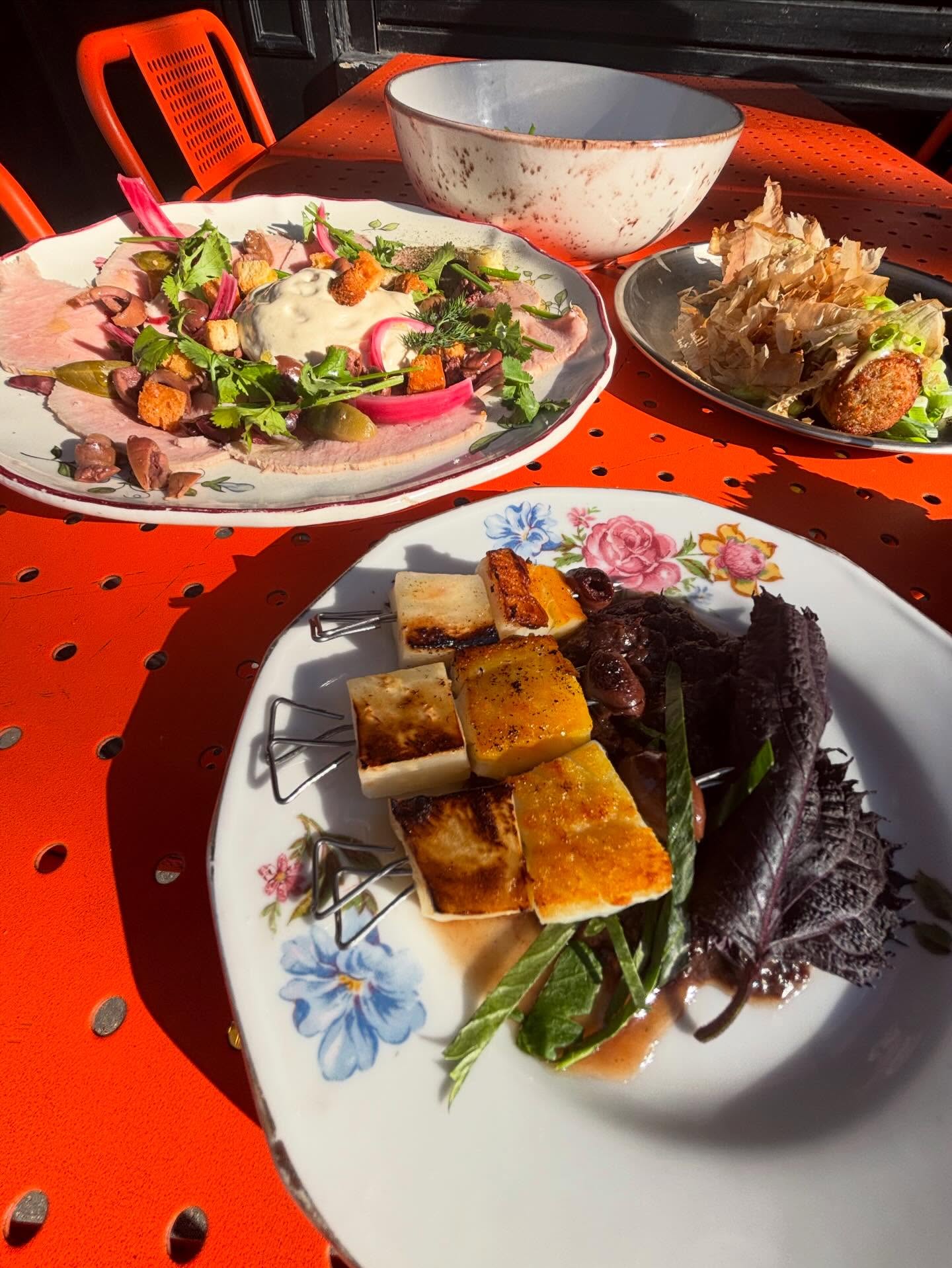 Assiettes de saison à partager chez TUMMY